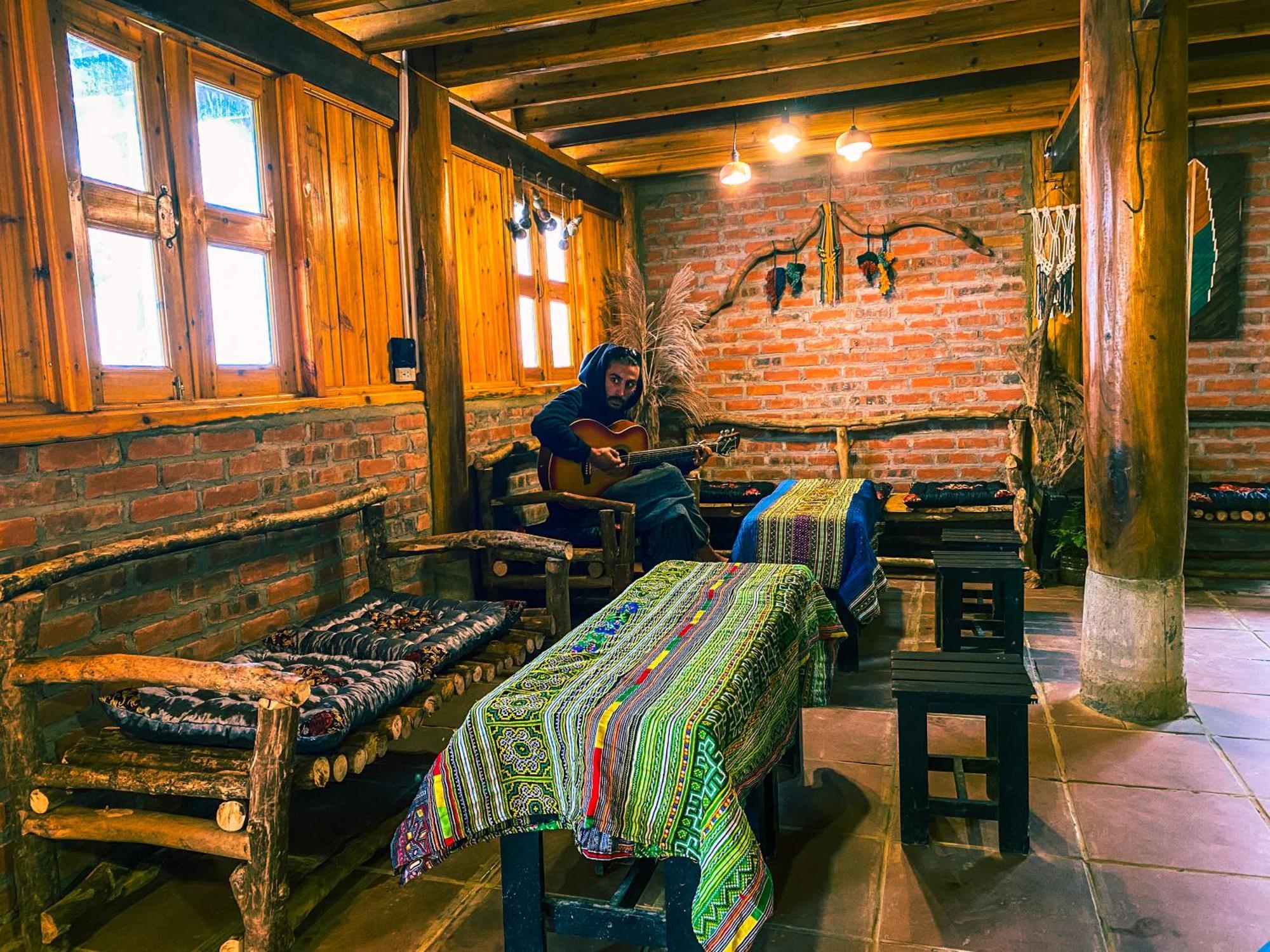 Pham'S House - Homestay & Cafe Sa Pa Extérieur photo